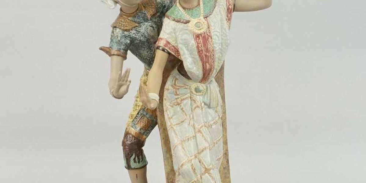 Popularity Of Lladro Figurines As Collectibles