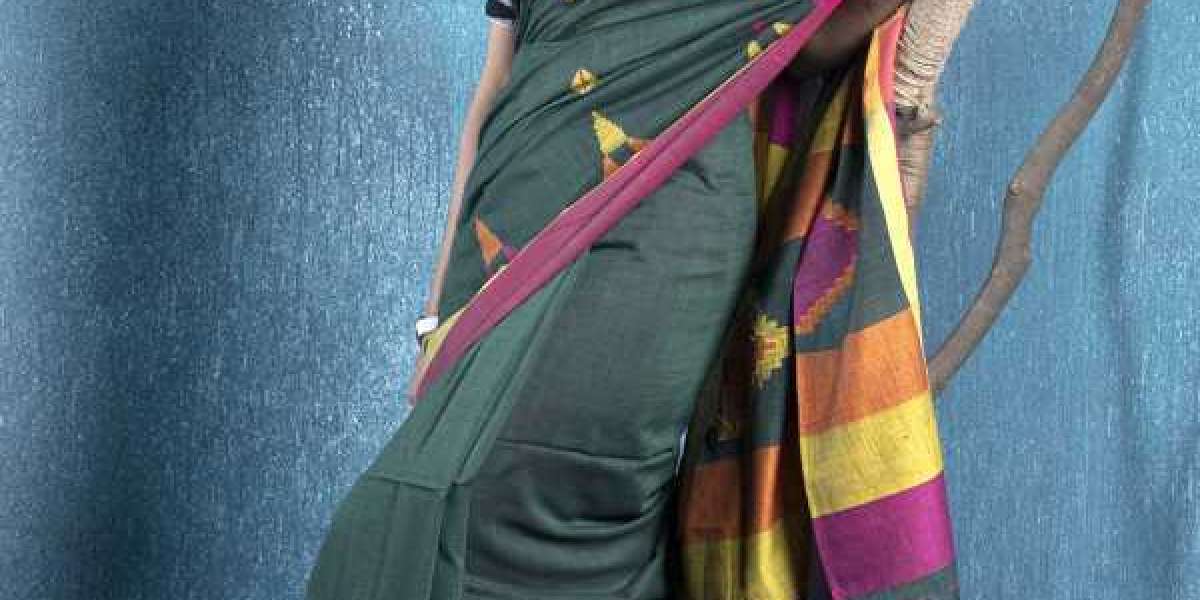 Choose Boveee To Buy Cotton Saree Online