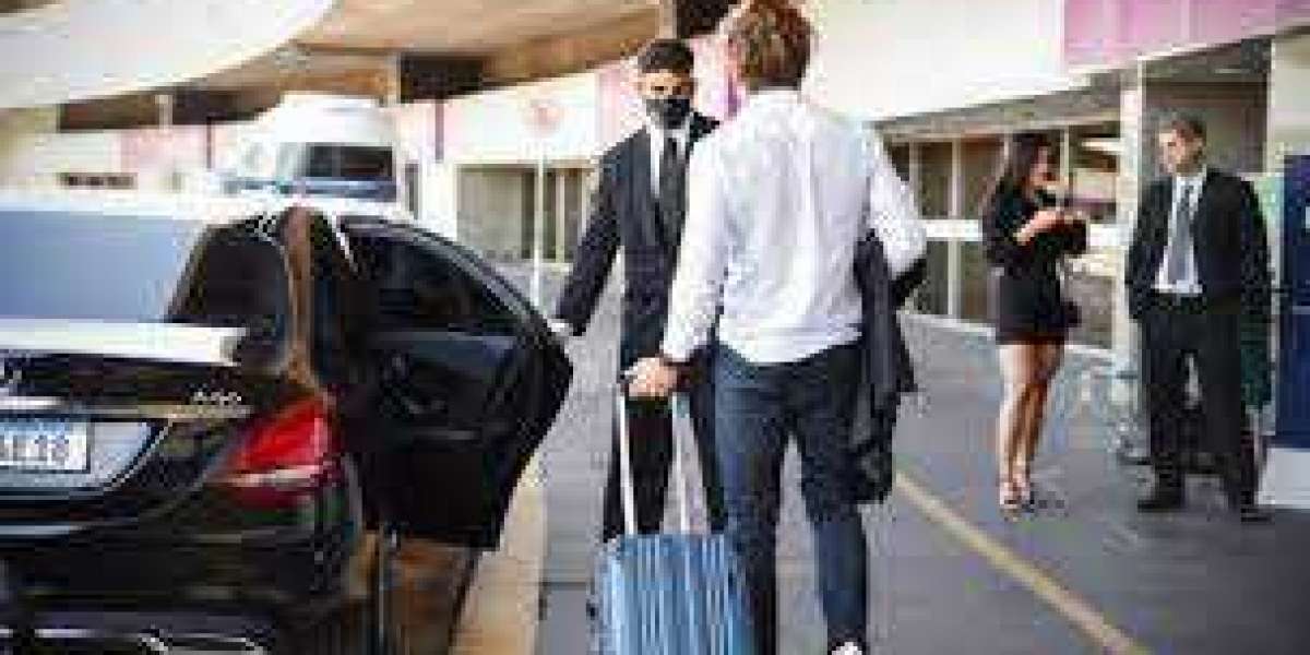 Factors You Need to Look For Before Hiring a Chauffeur-Driven Car