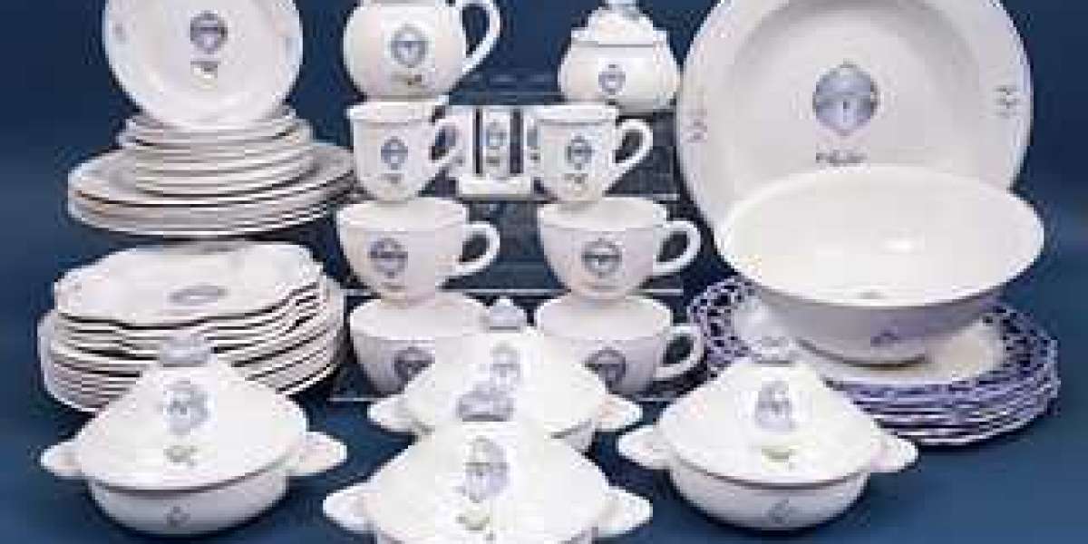 Popular Styles of Antique Fine China Sets and the Advantages of Owning These Great Tableware Classics