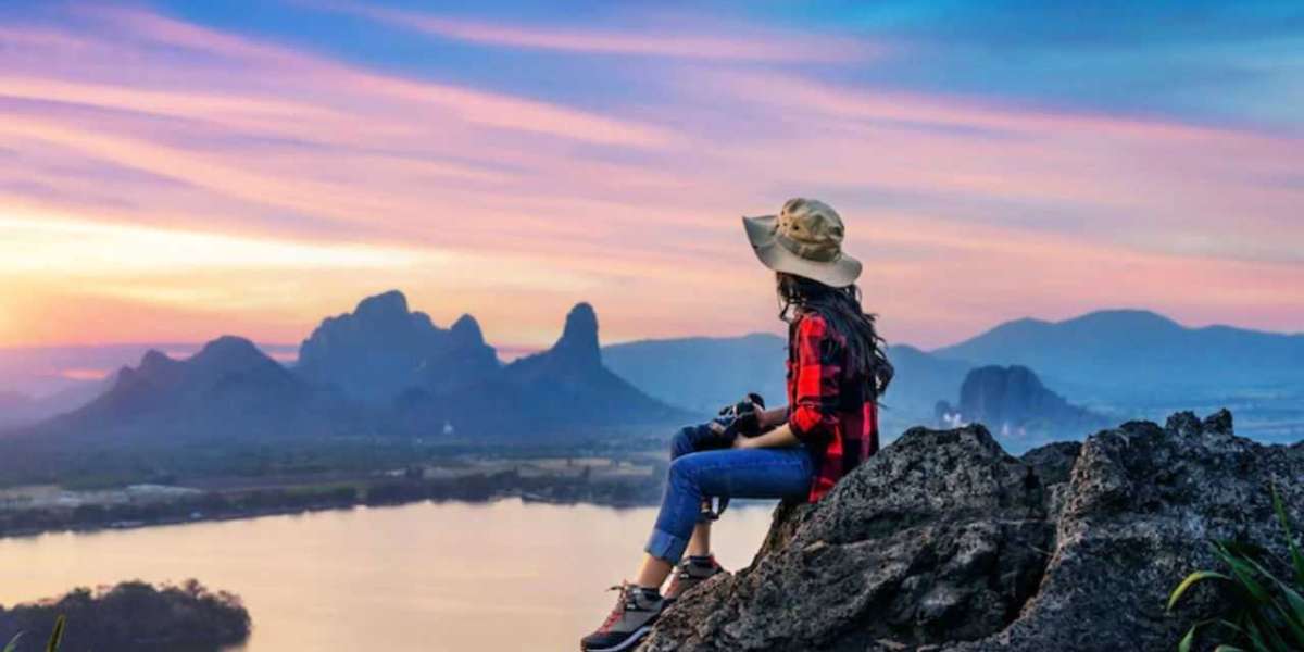 Improve Your Solo Travel: 10 Best Apps for Solo Travelers