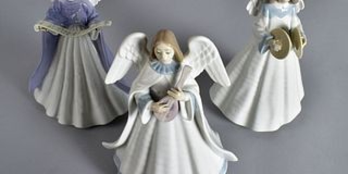 Exploring the Timeless Elegance of Lladro Figurines: Lladro for Sale in Online Auctions