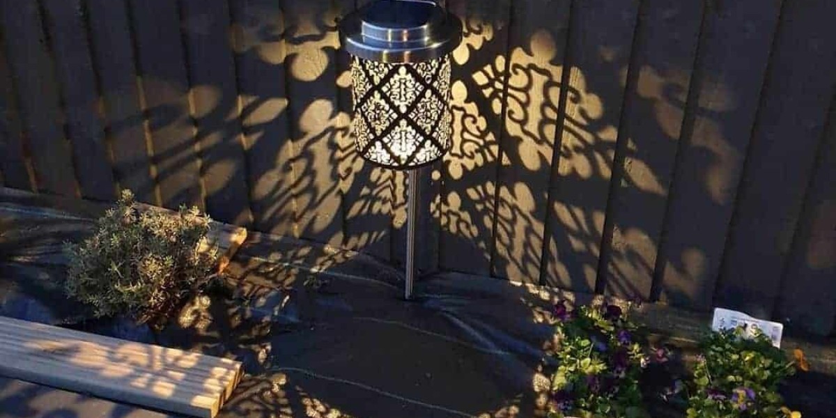 Does the Winter Season Affect How Solar Light Works